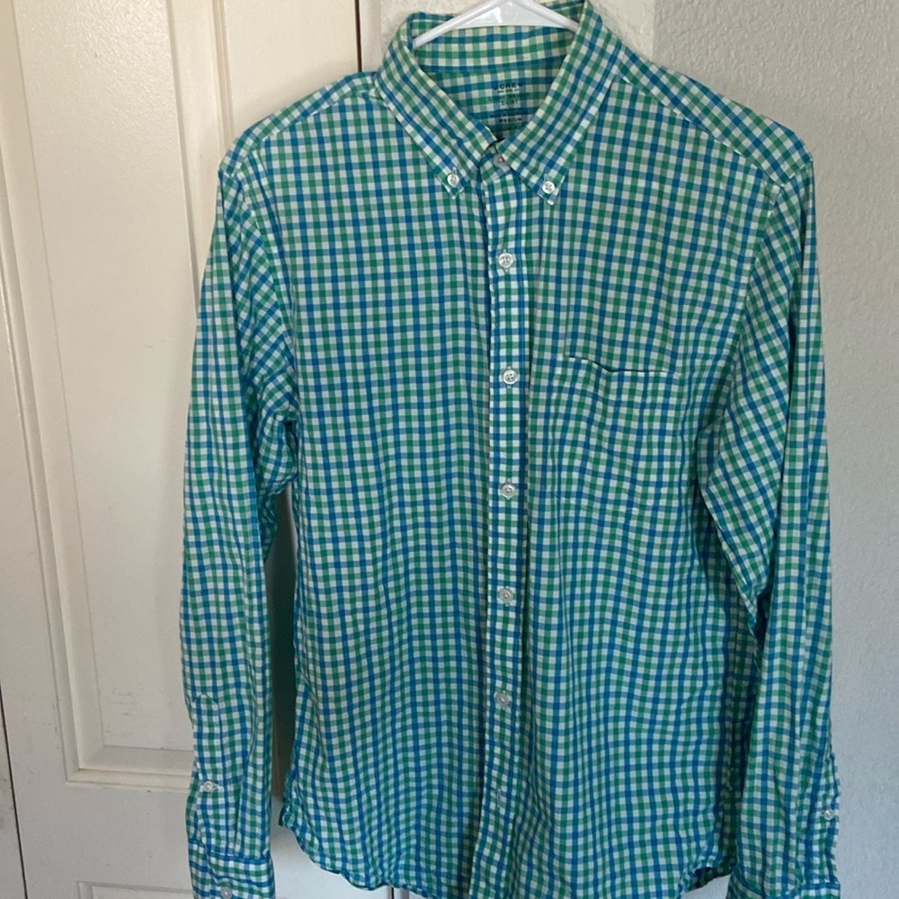 J.Crew Lightweight Slim Fit LongSleeve Button down Shirt-Medium